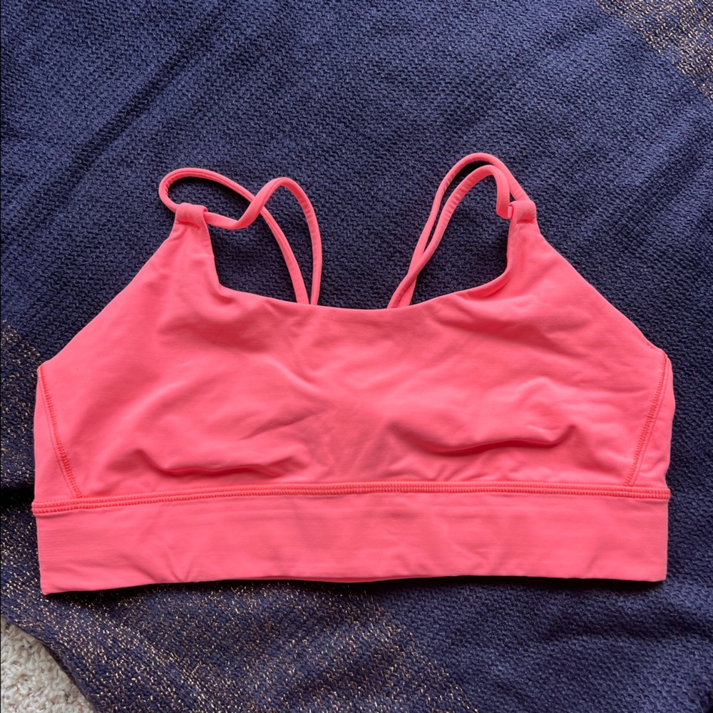 Adorable Lululemon bra - size 8